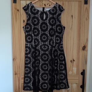 London Times Black and Cream Patterned Midi Dress